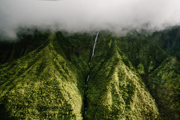 Kauai interior waterfall cloud 1