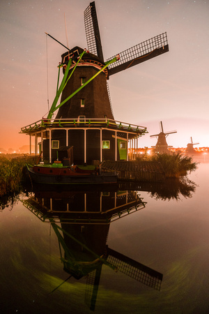 Zaanse Schans nightmill v2